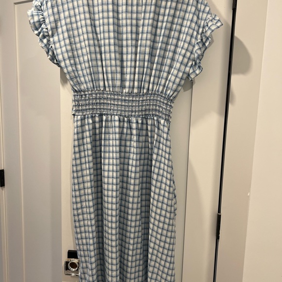 Max Studio - Picture 3 of 3